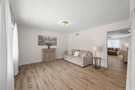 52191 Carriage Hills Drive South Bend IN 46635