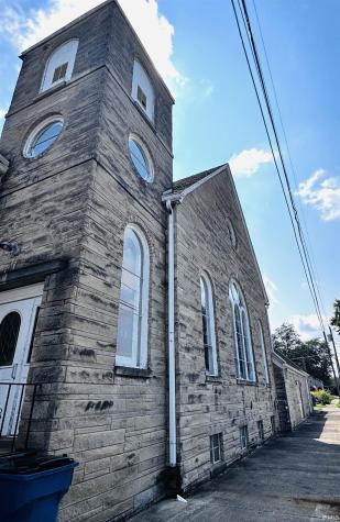 323 N Montgomery Street Bremen IN 46506