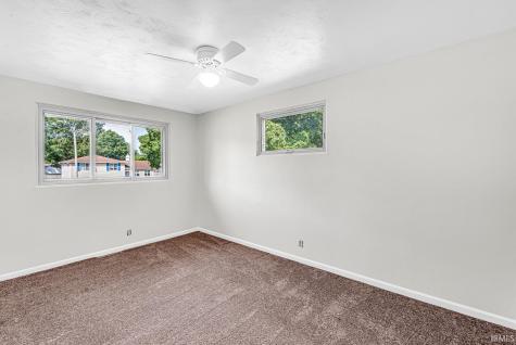1810 Hass Drive South Bend IN 46635