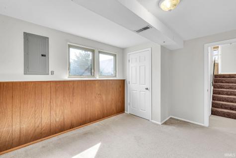 1810 Hass Drive South Bend IN 46635