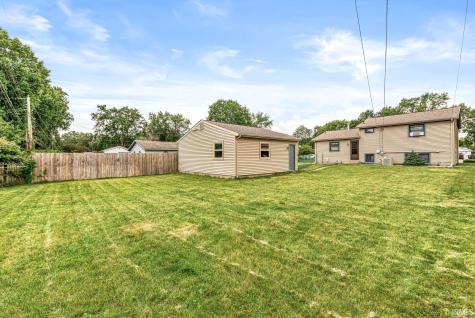 1810 Hass Drive South Bend IN 46635
