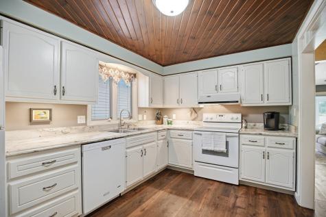 4528 E Shenandoah Circle Fort Wayne IN 46835