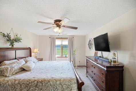4528 E Shenandoah Circle Fort Wayne IN 46835
