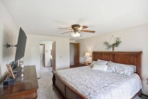 4528 E Shenandoah Circle Fort Wayne IN 46835
