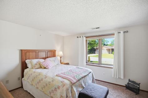 4528 E Shenandoah Circle Fort Wayne IN 46835