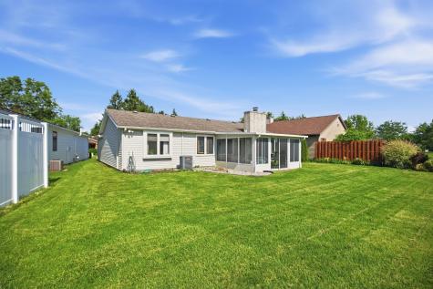 4528 E Shenandoah Circle Fort Wayne IN 46835