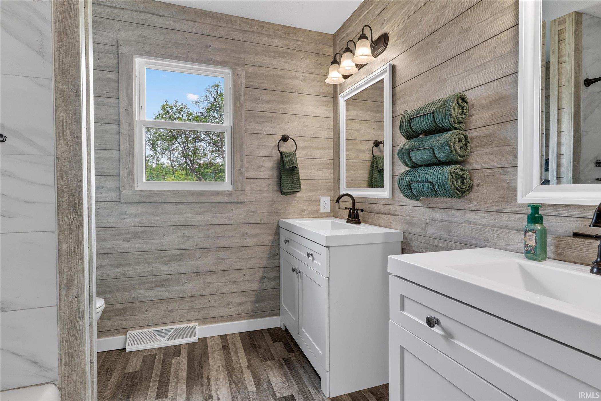 51479 Ironwood Road Granger IN 46530