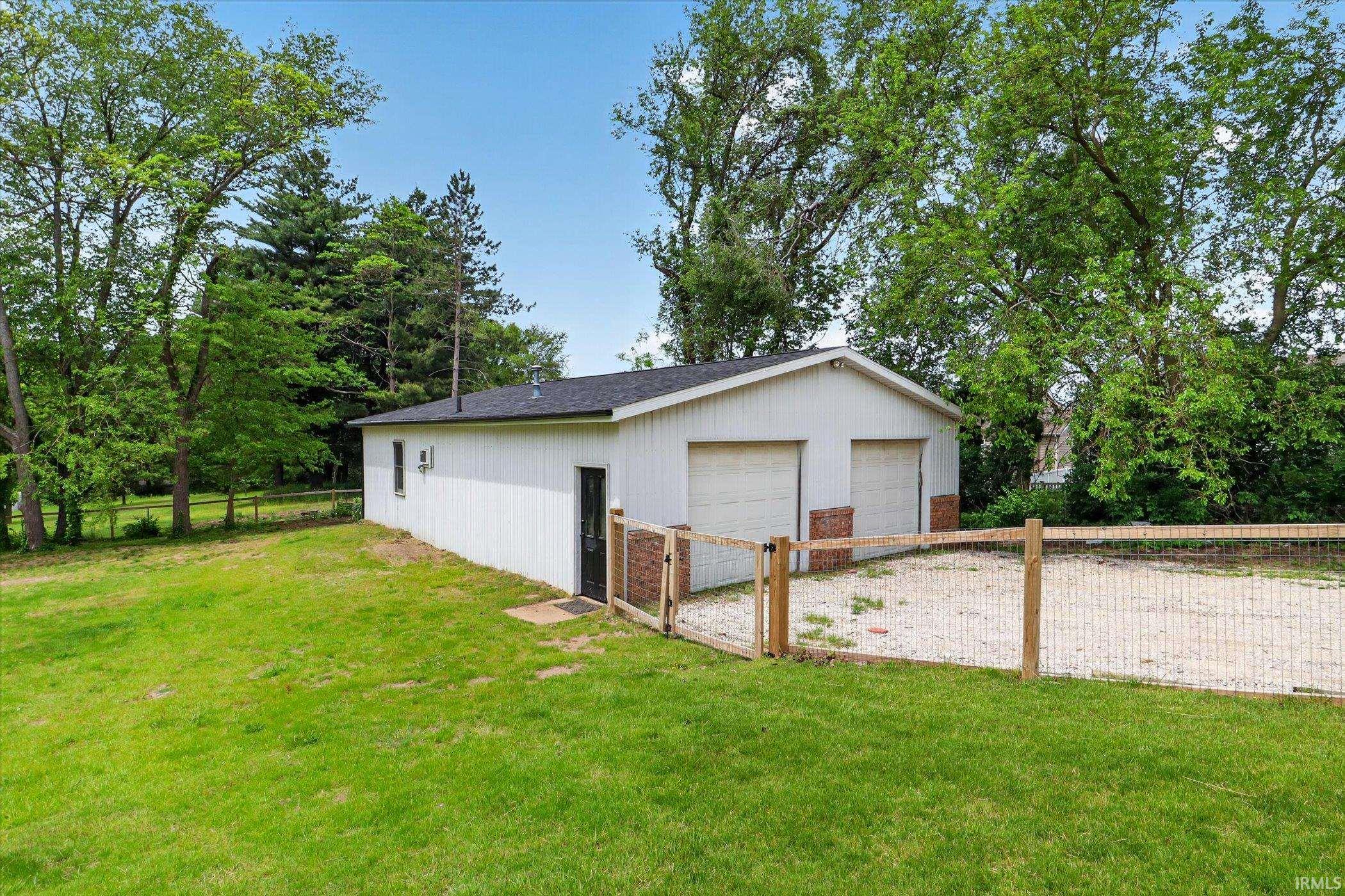 51479 Ironwood Road Granger IN 46530