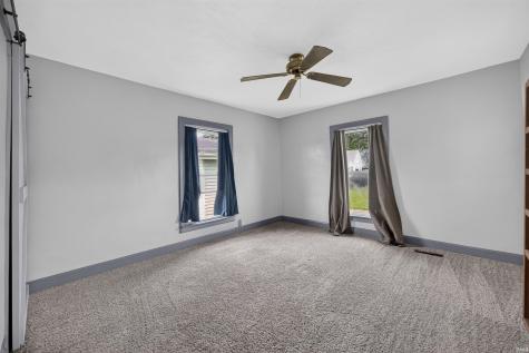 321 S Meridian Jasonville IN 47438