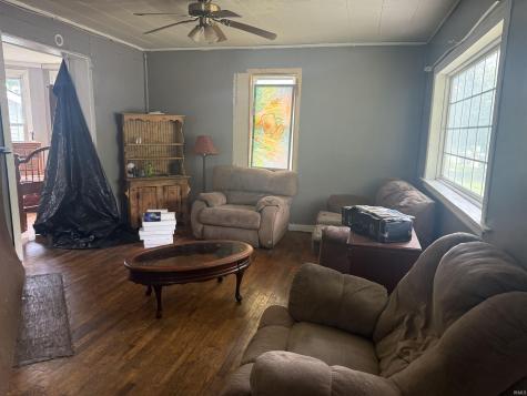 607 S Jefferson Street Hartford City IN 47348