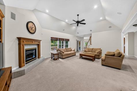 21055 Quiet Ridge Court South Bend IN 46614