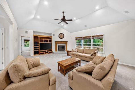 21055 Quiet Ridge Court South Bend IN 46614