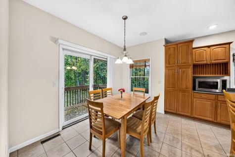 21055 Quiet Ridge Court South Bend IN 46614