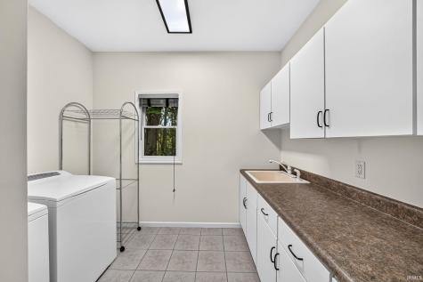 21055 Quiet Ridge Court South Bend IN 46614