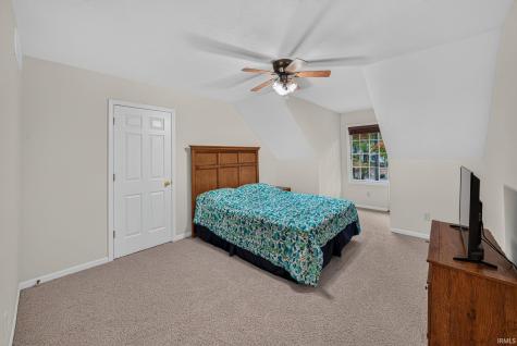 21055 Quiet Ridge Court South Bend IN 46614