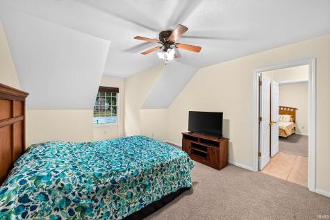 21055 Quiet Ridge Court South Bend IN 46614