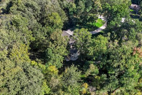21055 Quiet Ridge Court South Bend IN 46614