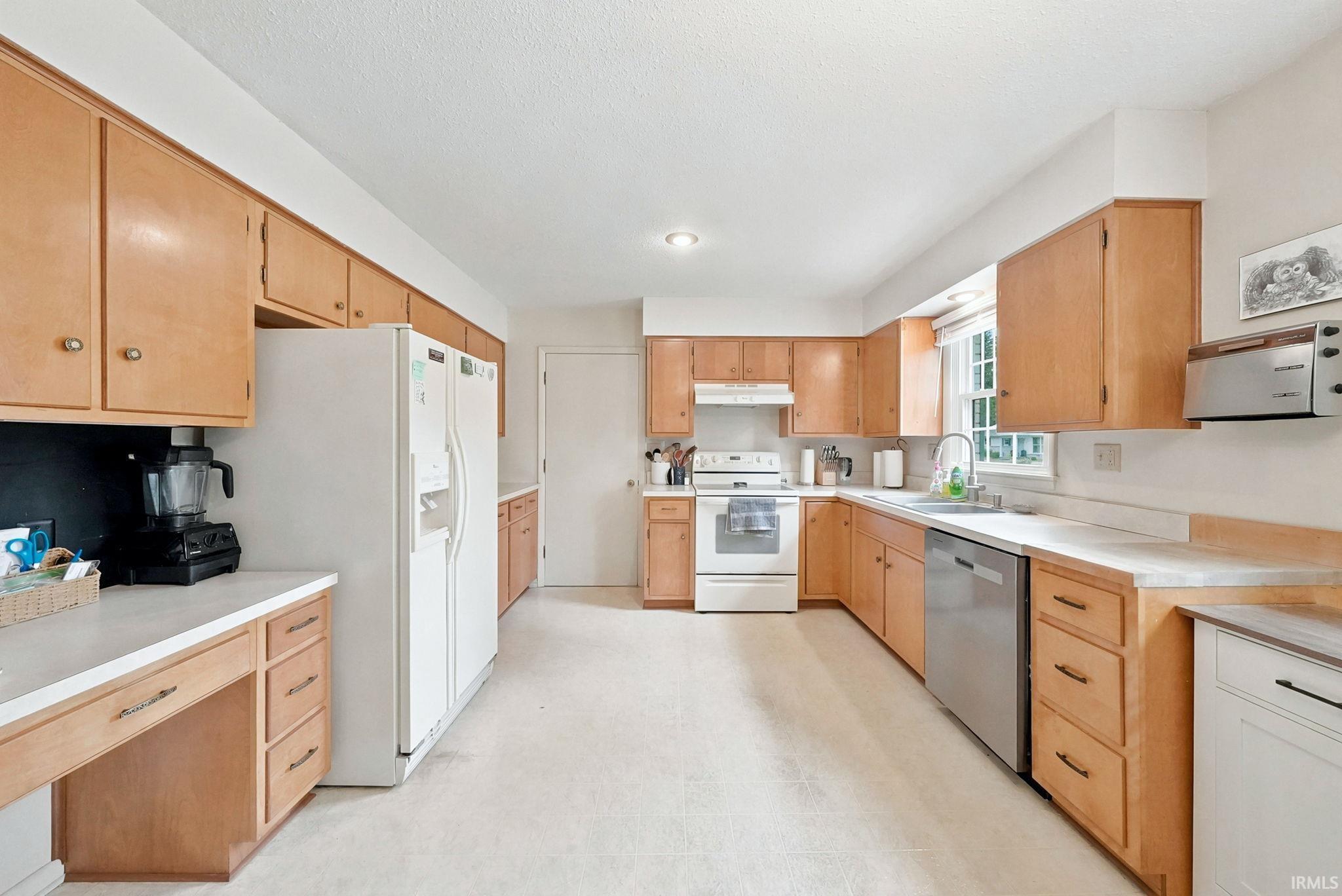616 Pam Street Warsaw IN 46580