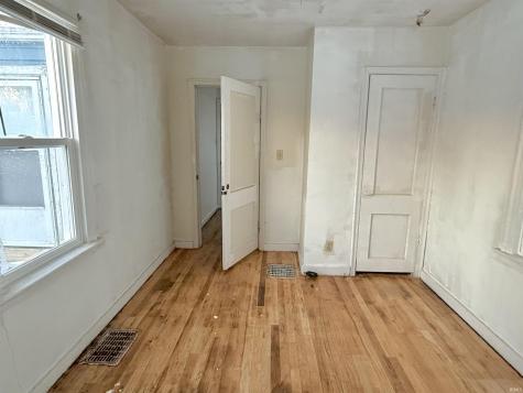 2405 E 3rd Street Anderson IN 46012