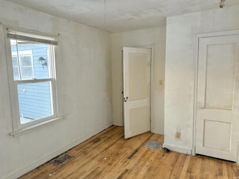 2405 E 3rd Street Anderson IN 46012