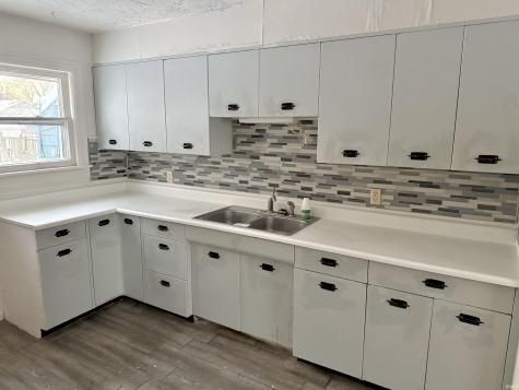 2405 E 3rd Street Anderson IN 46012