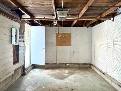 2405 E 3rd Street Anderson IN 46012