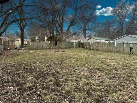 2405 E 3rd Street Anderson IN 46012