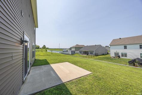 1406 N Hunters Crossing Pass Huntingburg IN 47542