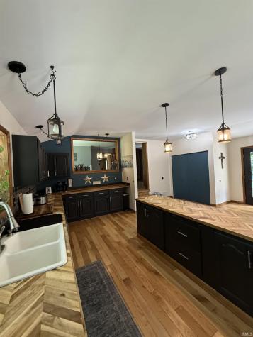 215 Chester Drive Ellettsville IN 47429