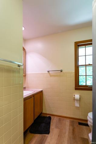 215 Chester Drive Ellettsville IN 47429