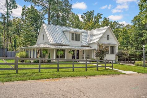 2104 E Woodstock Place Bloomington IN 47401