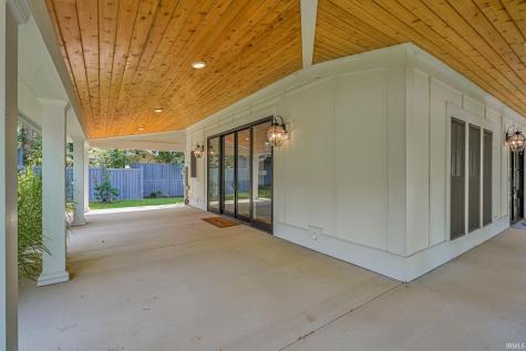 2104 E Woodstock Place Bloomington IN 47401