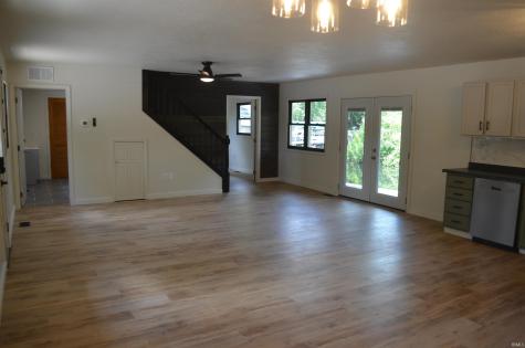 11683 N Black Point Road Syracuse IN 46567