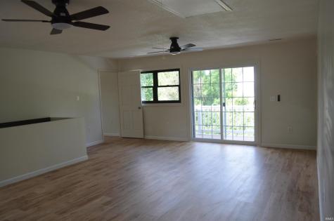 11683 N Black Point Road Syracuse IN 46567