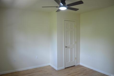11683 N Black Point Road Syracuse IN 46567