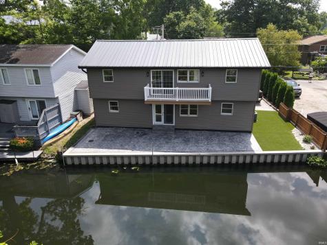 11683 N Black Point Road Syracuse IN 46567