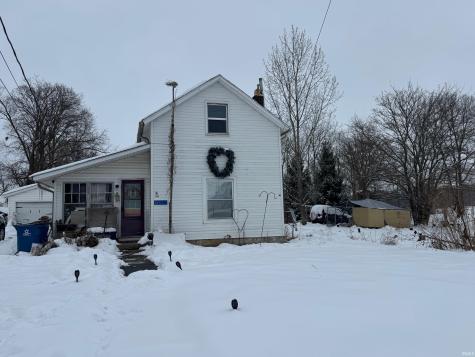305 S Mckee Street Macy IN 46951