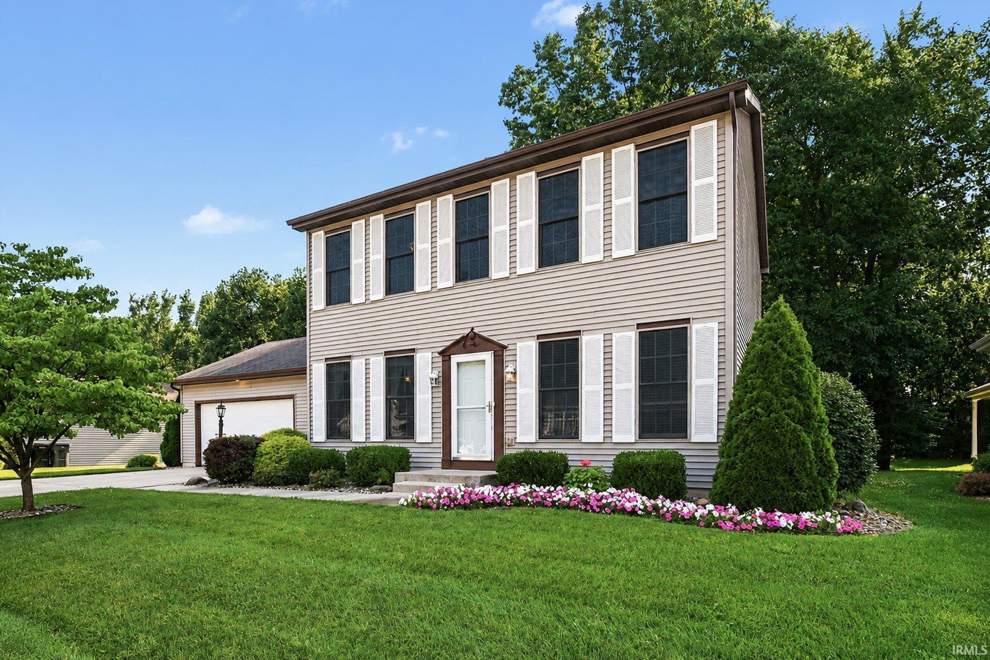 4334 Garden Oak Drive South Bend IN 46628