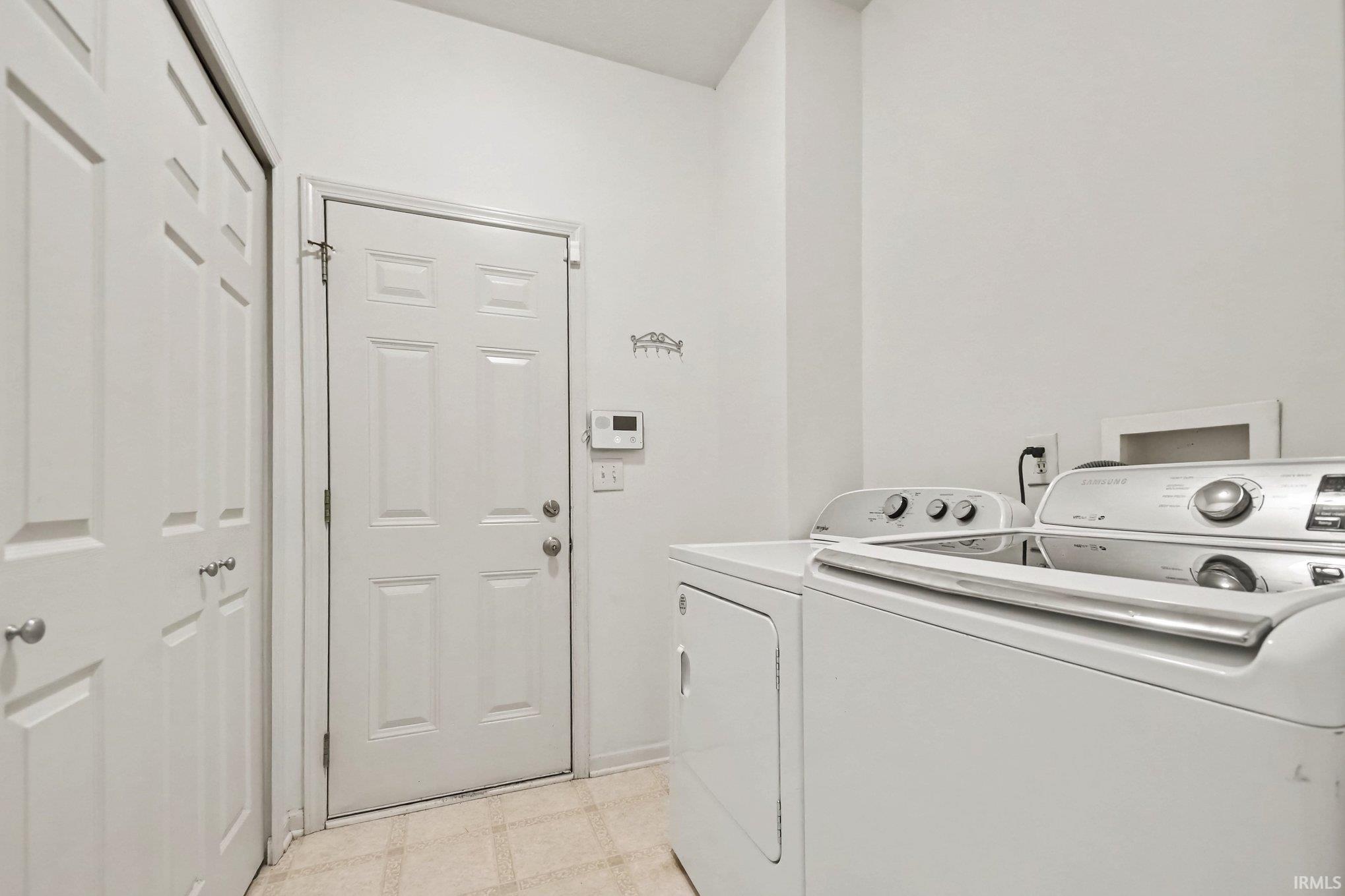 4334 Garden Oak Drive South Bend IN 46628