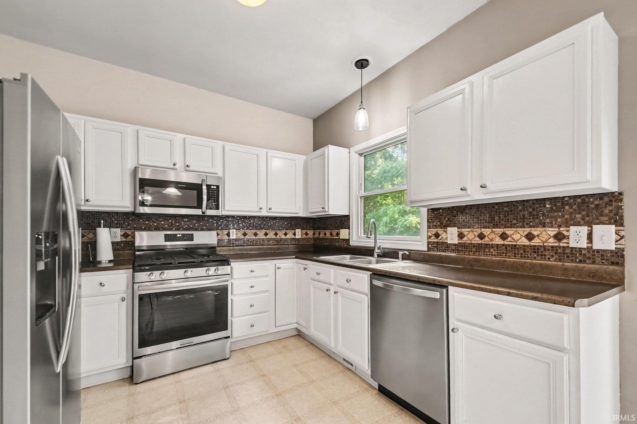 4334 Garden Oak Drive South Bend IN 46628