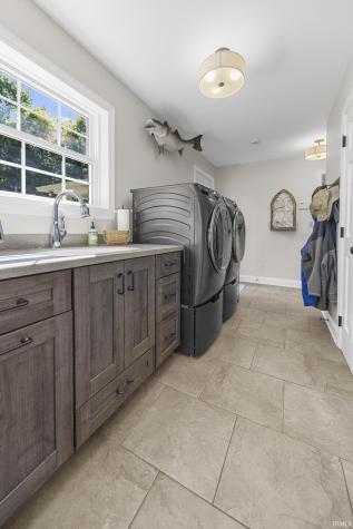 1 Bohnert Court Jasper IN 47546
