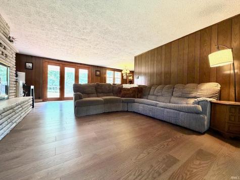 937 Vinegar Hill Road Bedford IN 47421