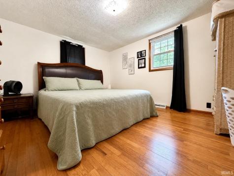 937 Vinegar Hill Road Bedford IN 47421