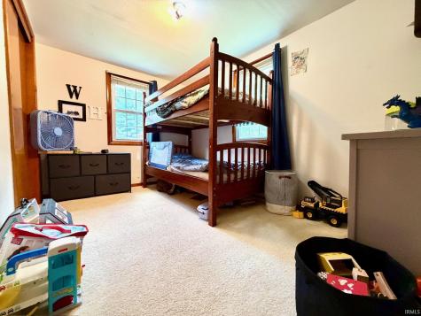 937 Vinegar Hill Road Bedford IN 47421