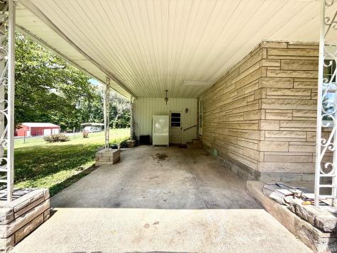 937 Vinegar Hill Road Bedford IN 47421