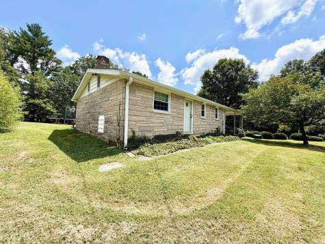 937 Vinegar Hill Road Bedford IN 47421