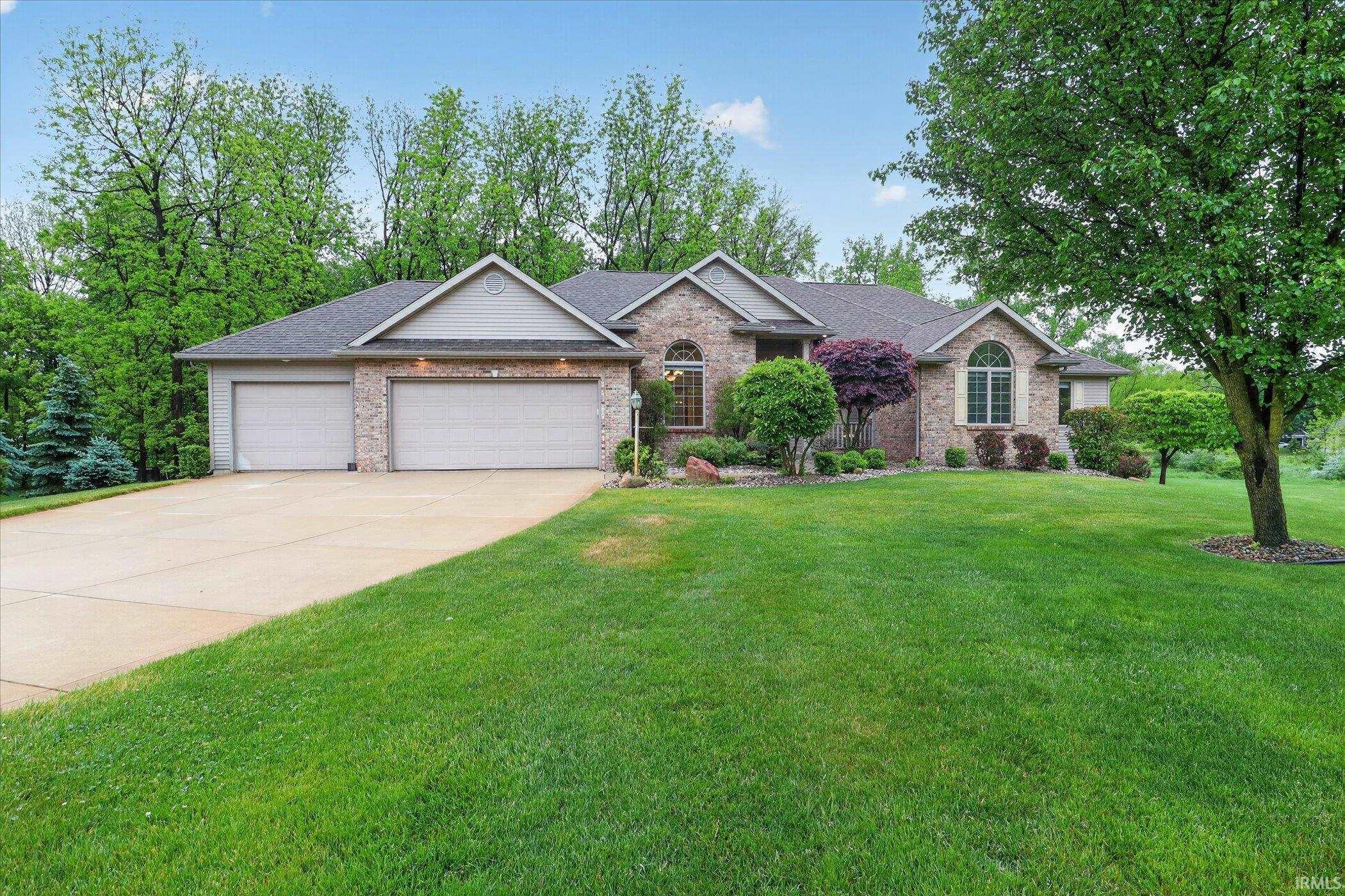 19242 Broken Tree Court Bristol IN 46507