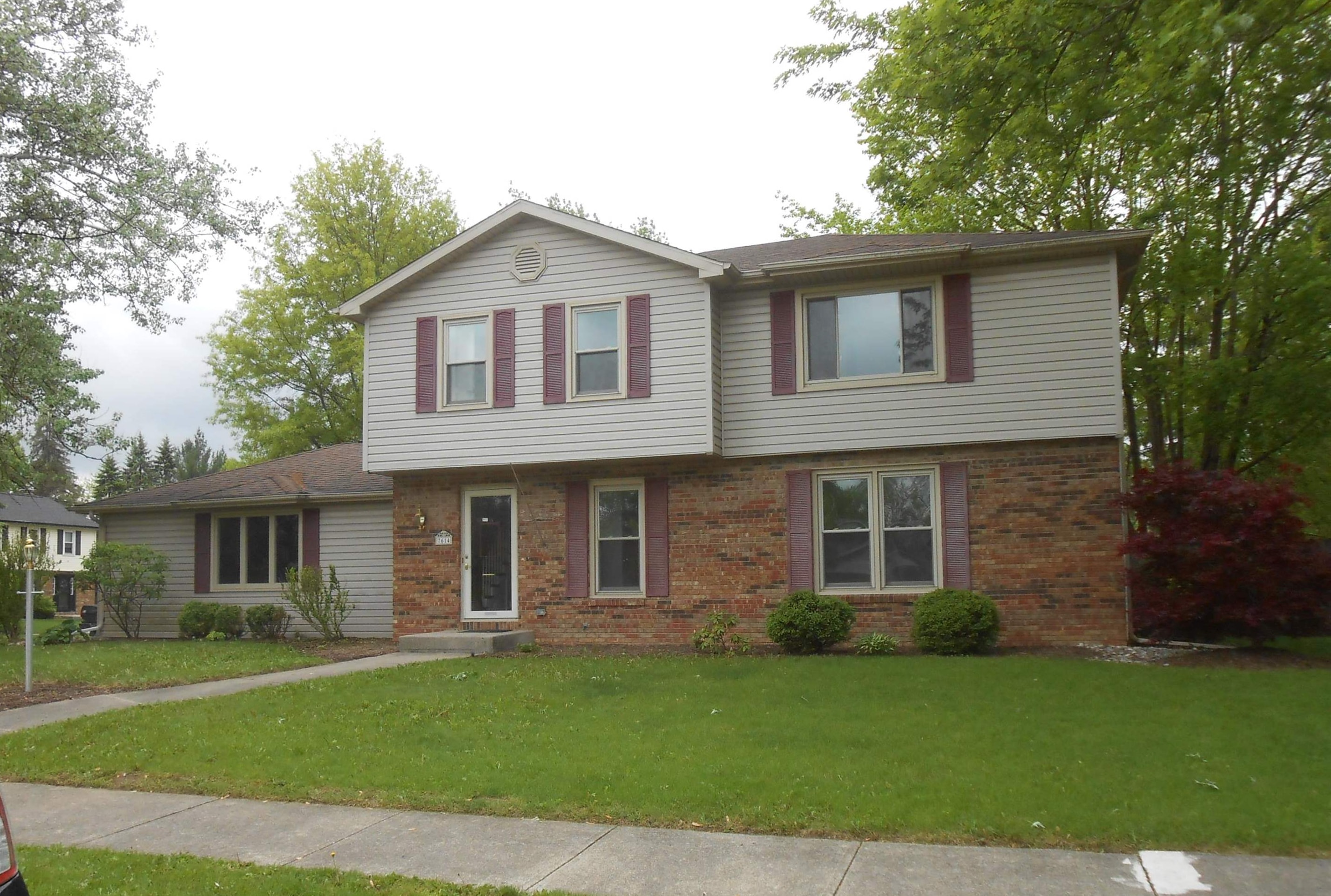 7614 Hope Farm Road Fort Wayne IN 46815