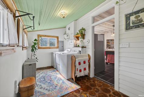 521 S Sale Street Ellettsville IN 47429