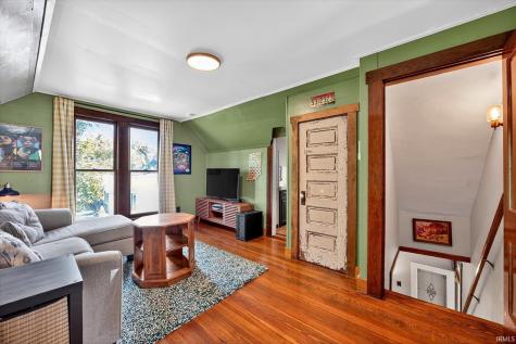521 S Sale Street Ellettsville IN 47429